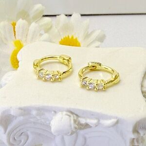 S925 Small Hoop Huggie Earrings- 9mm Gold SH030